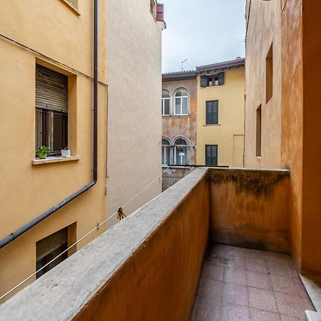 Апартаменти Hoomee Piazza Erbe Верона Екстер'єр фото